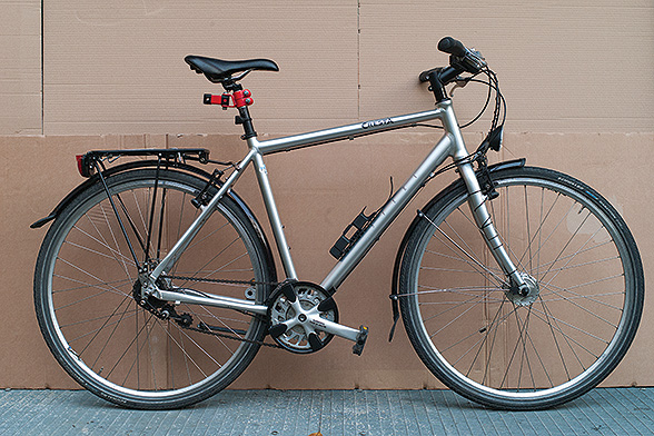 The Swiss Cresta is the all-purpose bike for Berlin when the weather is bad (like now in snow and ice) and when I have to carry more than my iPhone.
